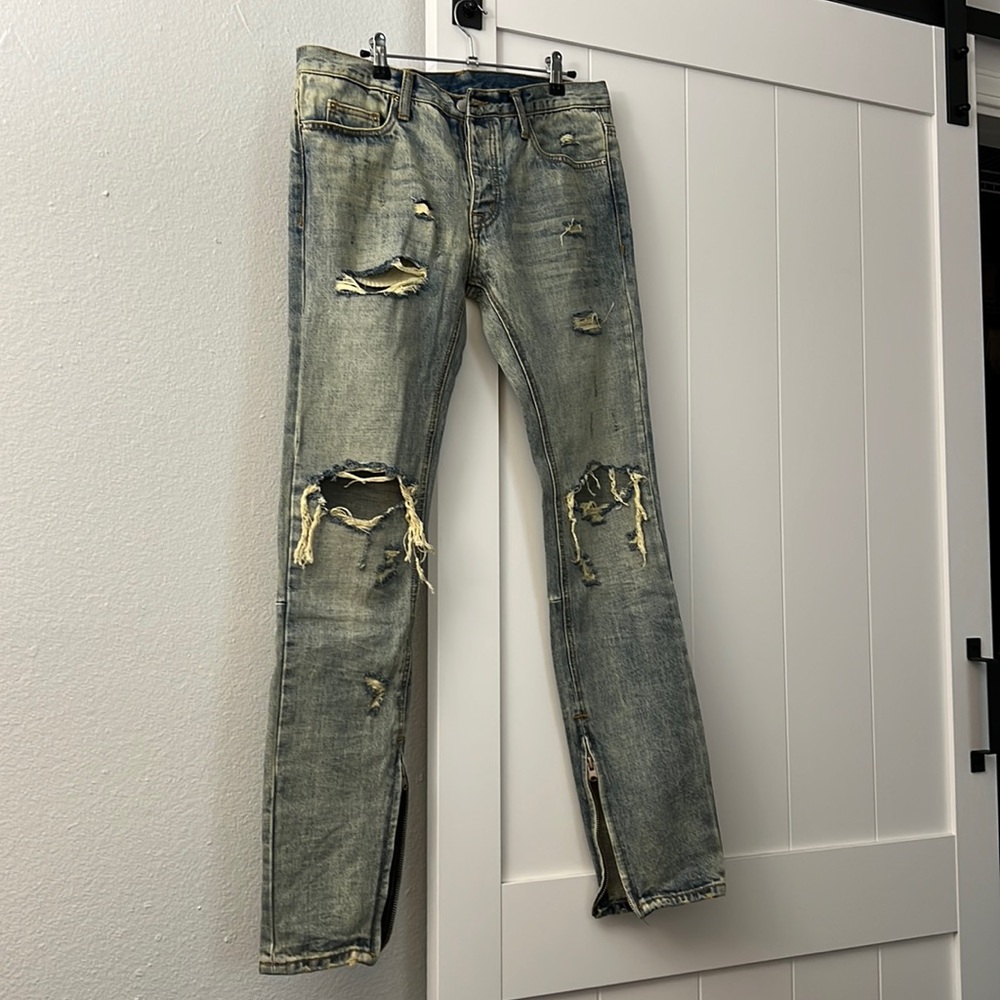Light blue MNMI ripped jeans size 32